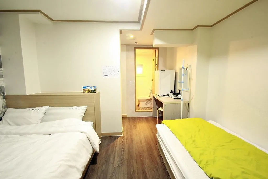 Eel Guesthouse Seoul 2*,  South Korea